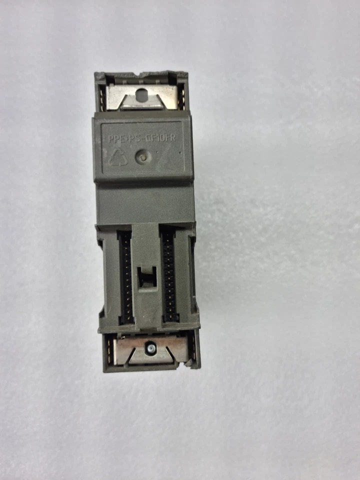 SIEMENS 6ES7 322-1BH01-0AA0 SIMATIC S7 MODULE 6ES73221BH010AA0 (COVER MISSING)